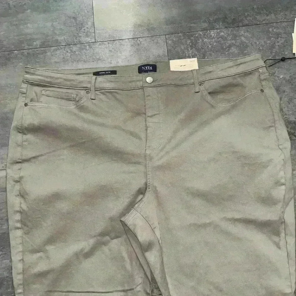 NYDJ Sheri Slim Jean Saddlewood Size - Picture 3 of 8